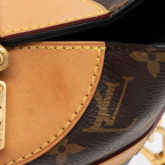 Louis Vuitton Monogram Canvas Duffle - Picture 12 of 15